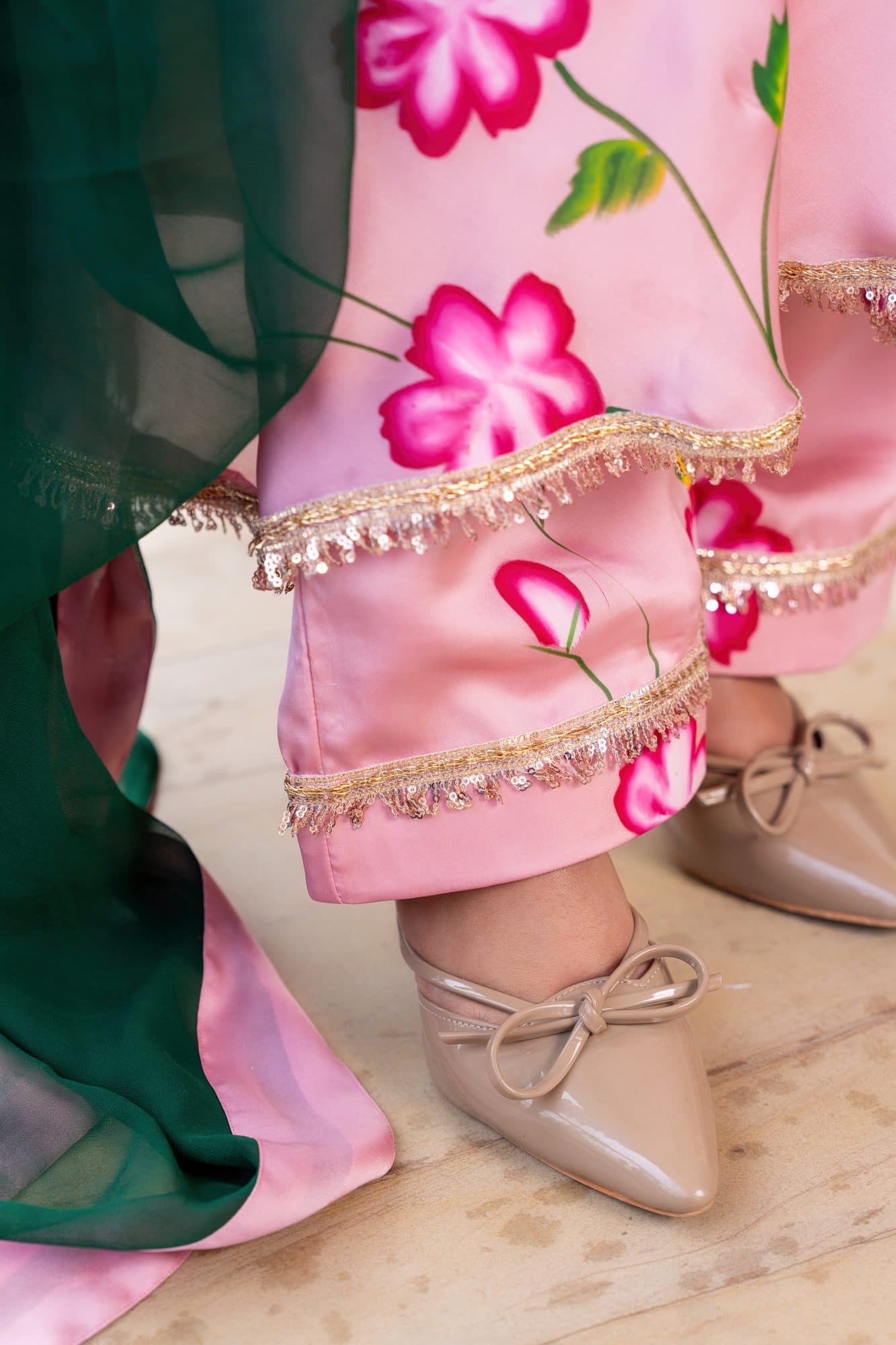 Gulnaar Pink Floral Suit Set in Blush Pink