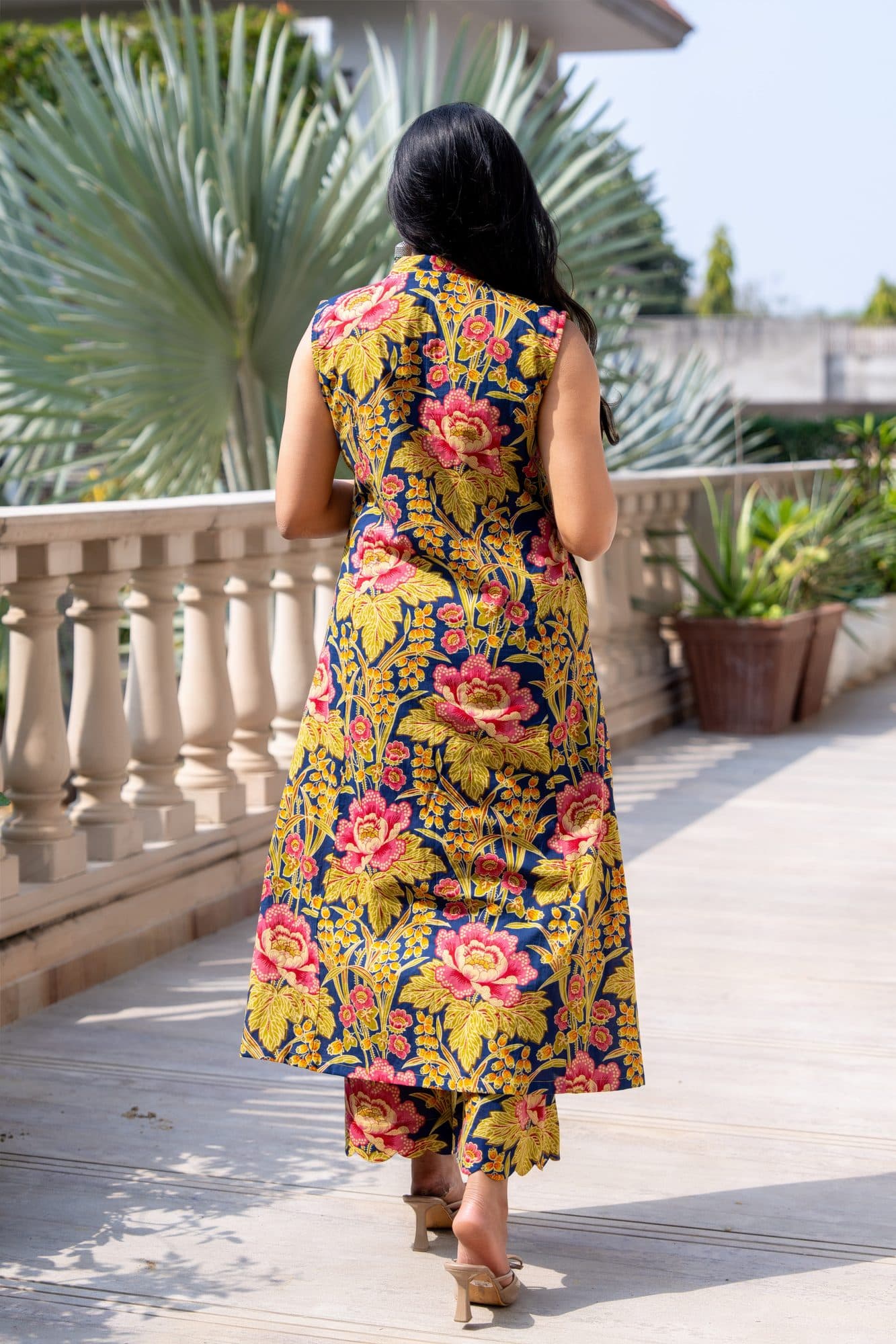 Noorani Midnight Floral Co-Ord Set in Green Floral