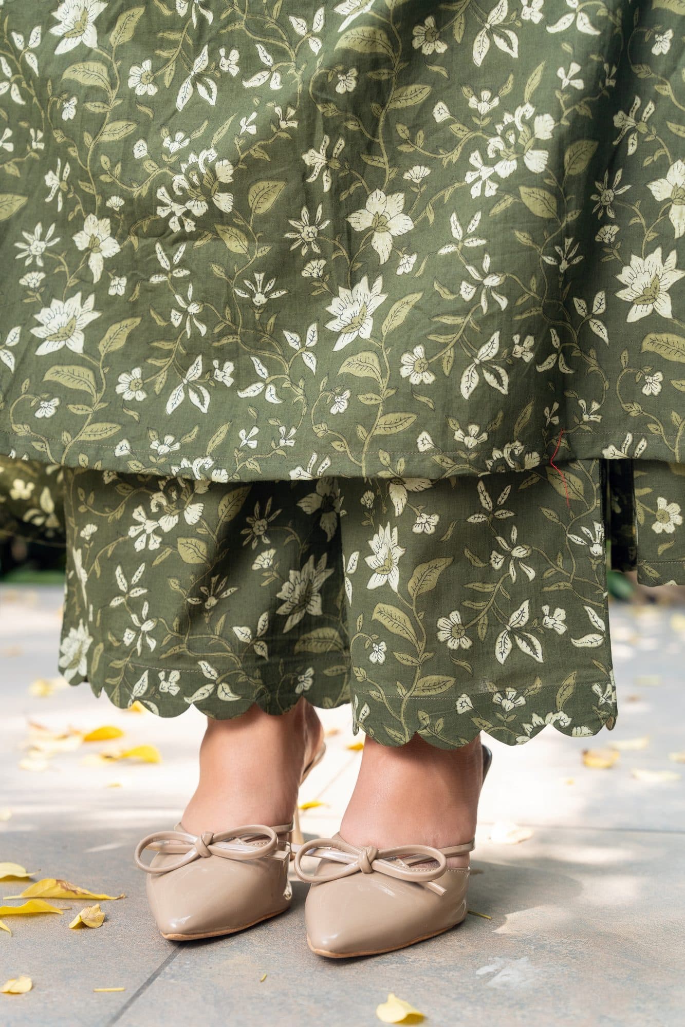 Zariya Olive Floral Cotton Co-Ord Set in Olive Green